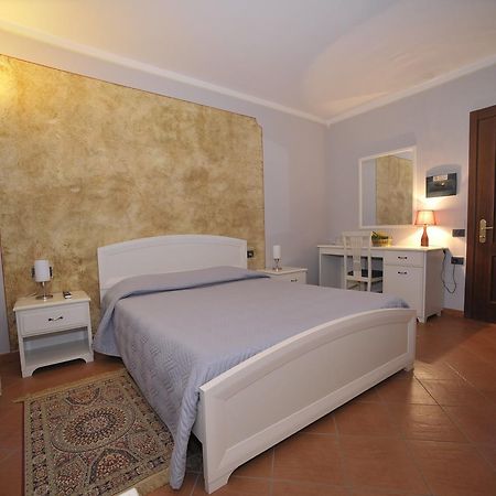 Hotel Ristorante Borgovecchio Montegrosso dʼAsti Buitenkant foto