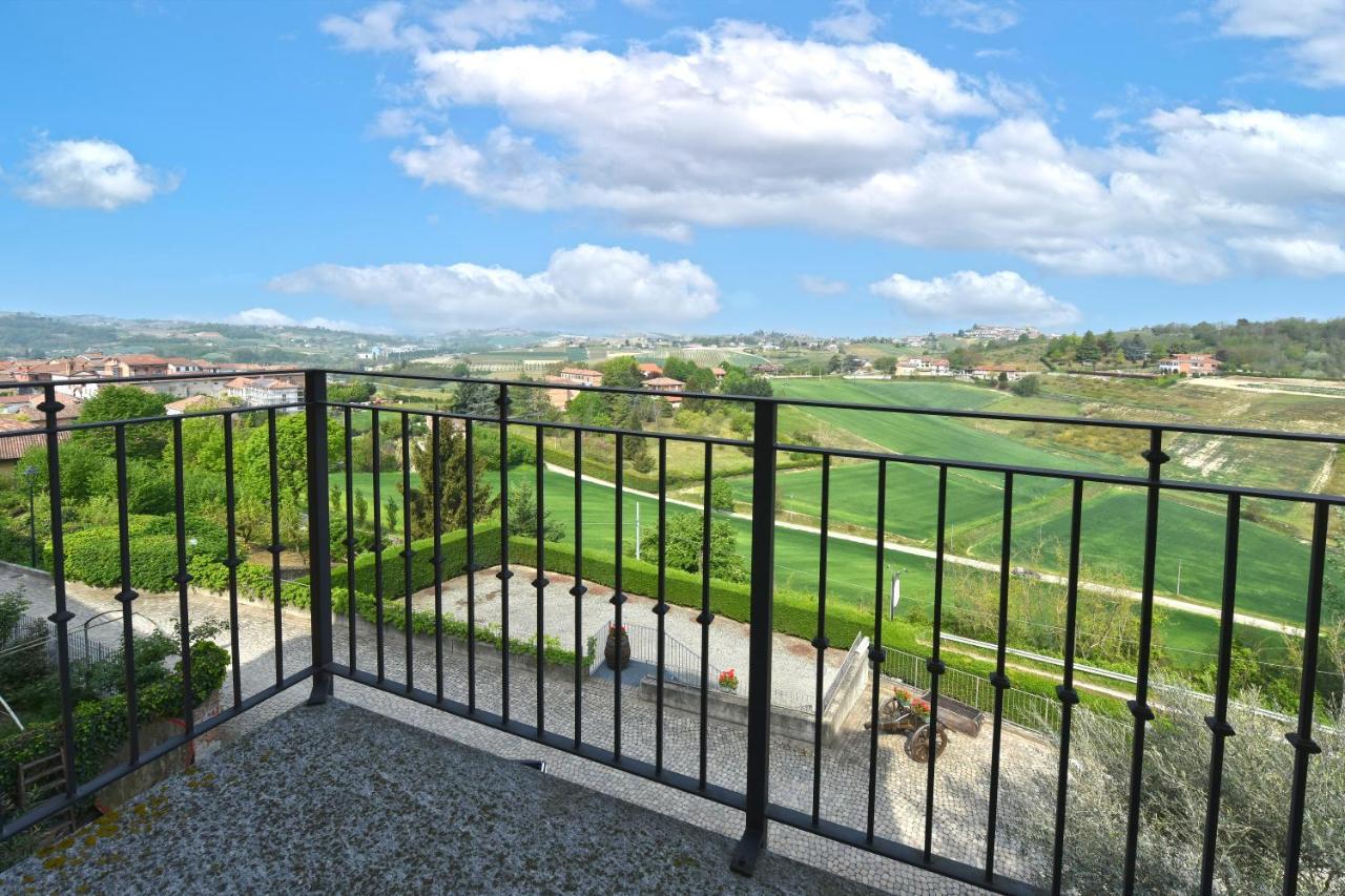 Hotel Ristorante Borgovecchio Montegrosso dʼAsti Buitenkant foto
