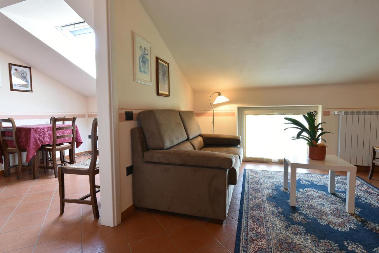 Hotel Ristorante Borgovecchio Montegrosso dʼAsti Buitenkant foto